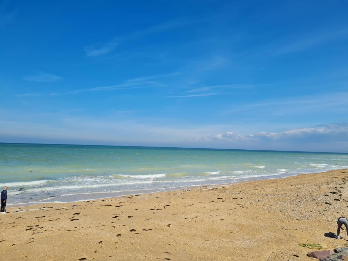 Les Pieds Dans L'Eau - Acces Direct A La Plage Bernières-sur-Mer Dış mekan fotoğraf
